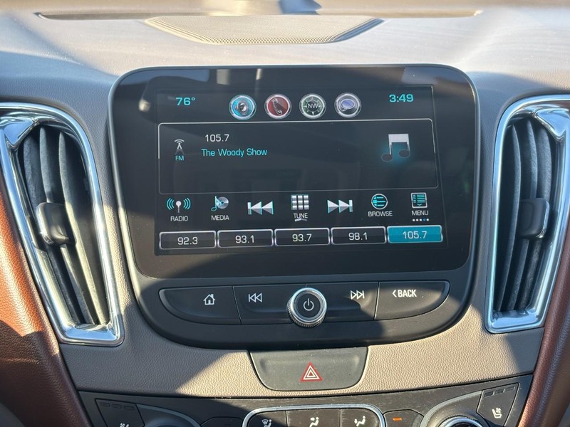 Chevrolet Malibu Vehicle Full-screen Gallery Image 22