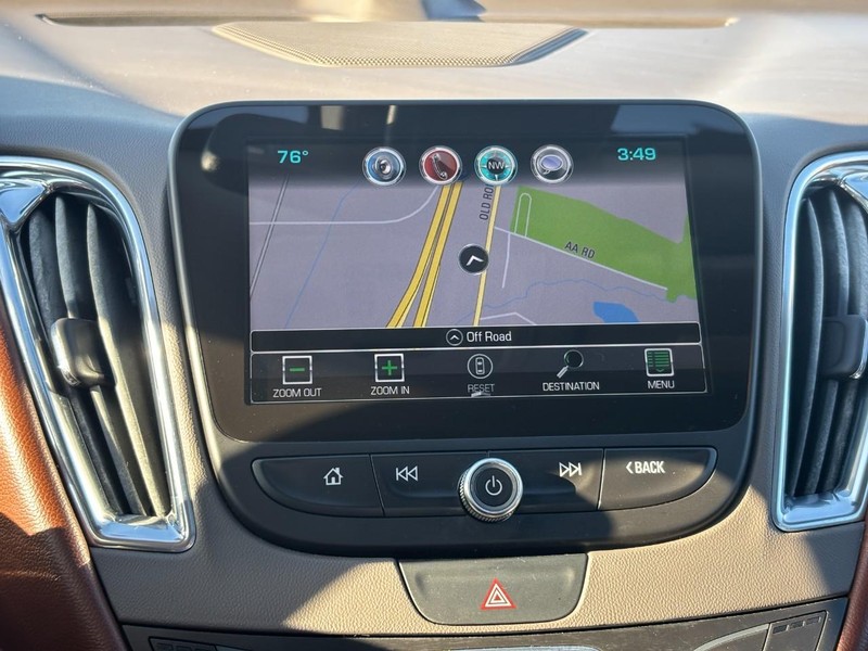 Chevrolet Malibu Vehicle Full-screen Gallery Image 23