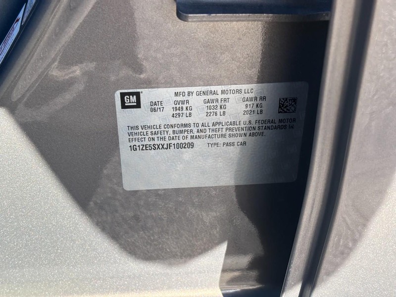 Chevrolet Malibu Vehicle Full-screen Gallery Image 26