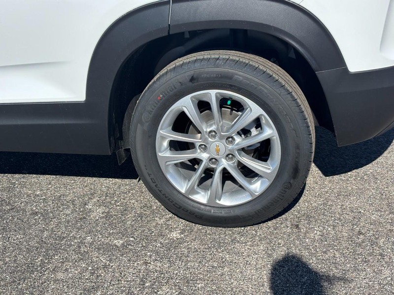 Chevrolet TrailBlazer Vehicle Full-screen Gallery Image 4