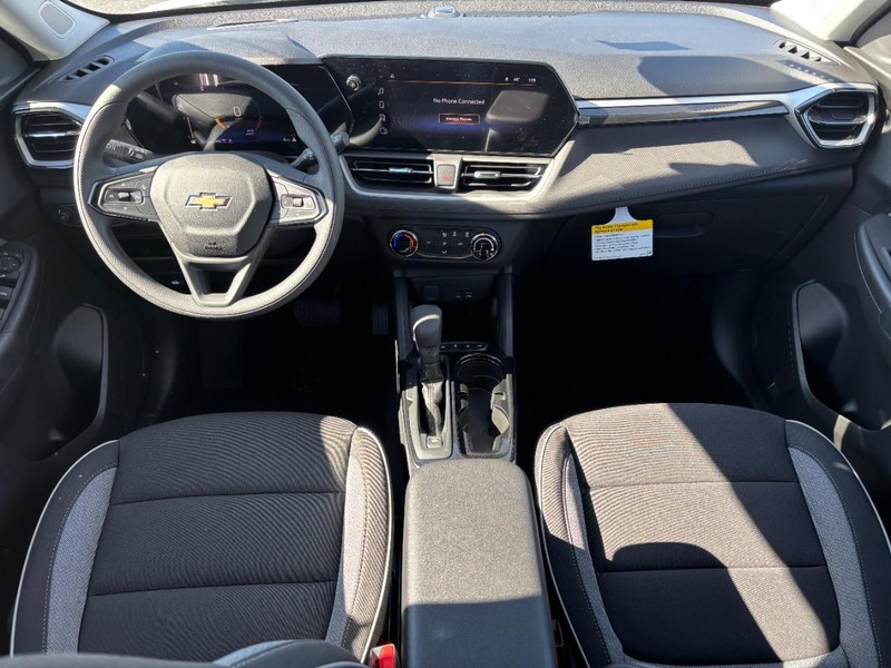 Chevrolet TrailBlazer Vehicle Full-screen Gallery Image 6