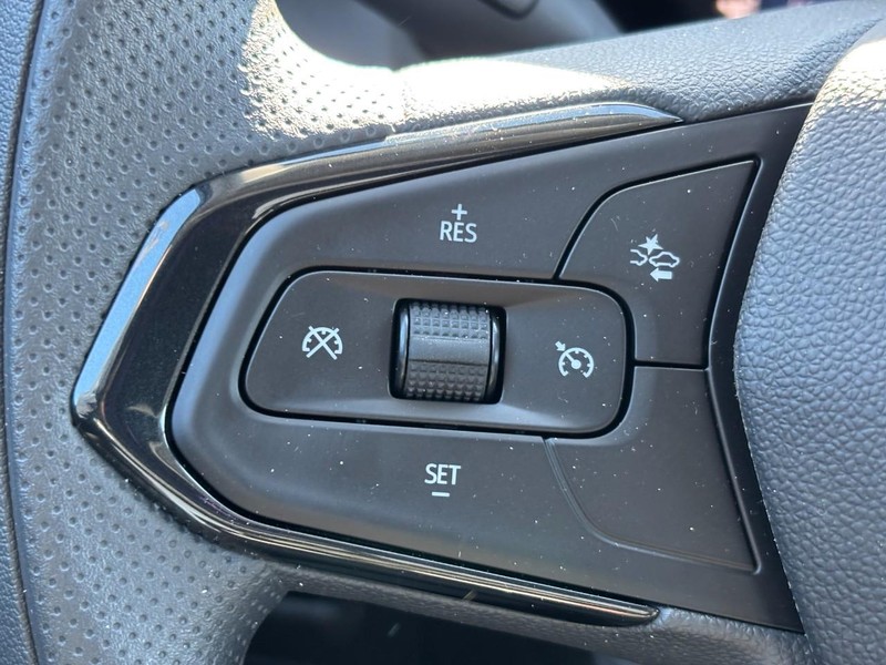 Chevrolet TrailBlazer Vehicle Full-screen Gallery Image 12