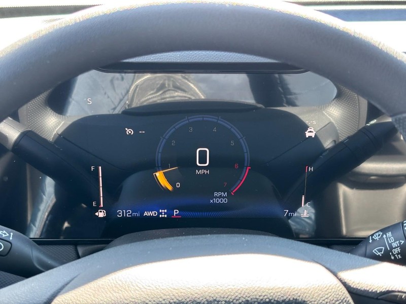 Chevrolet TrailBlazer Vehicle Full-screen Gallery Image 15