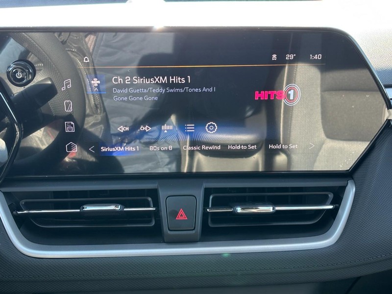 Chevrolet TrailBlazer Vehicle Full-screen Gallery Image 16