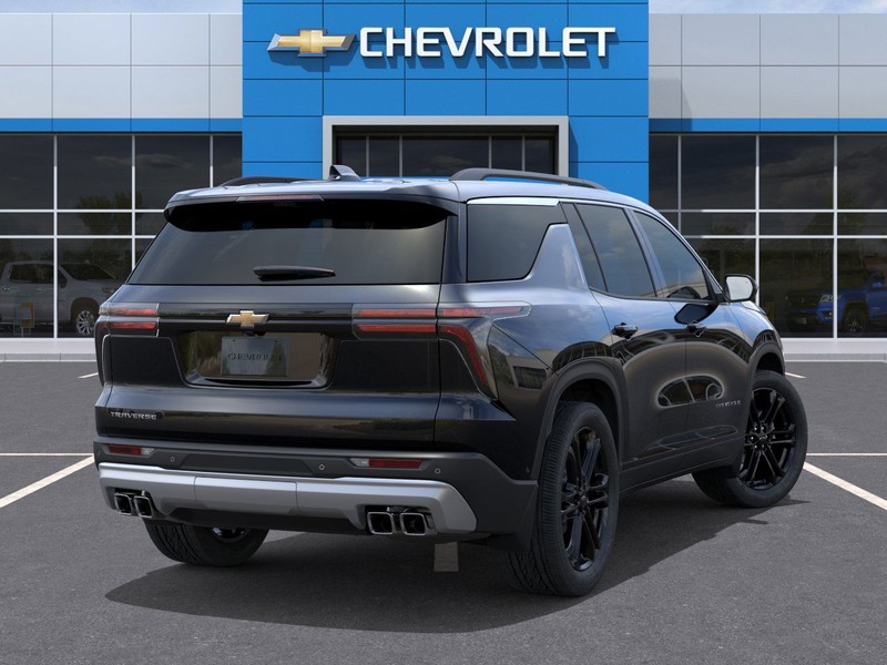 Chevrolet Traverse Vehicle Full-screen Gallery Image 4
