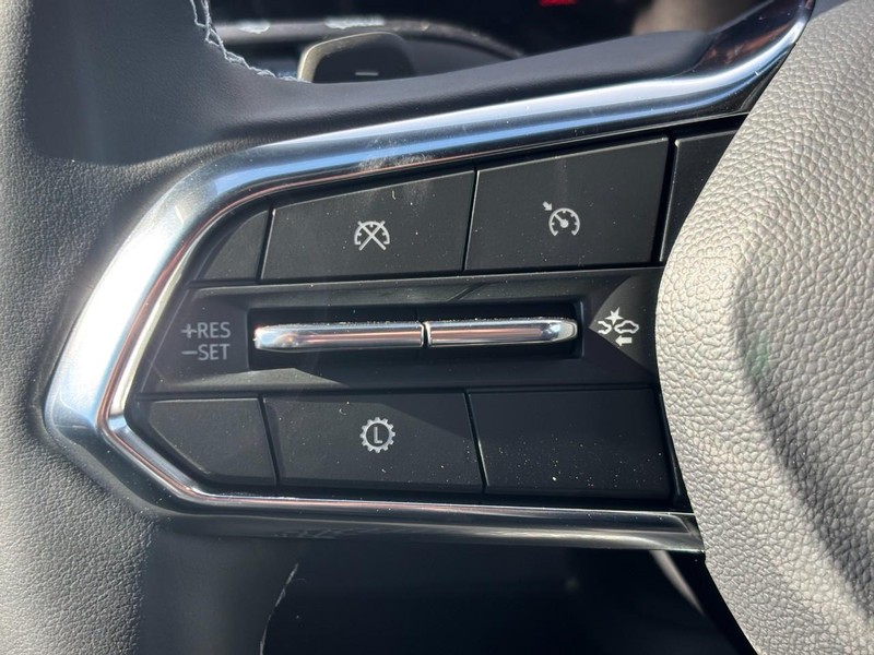 Chevrolet Traverse Vehicle Full-screen Gallery Image 13