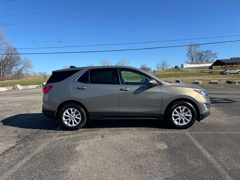 Chevrolet Equinox Vehicle Full-screen Gallery Image 06