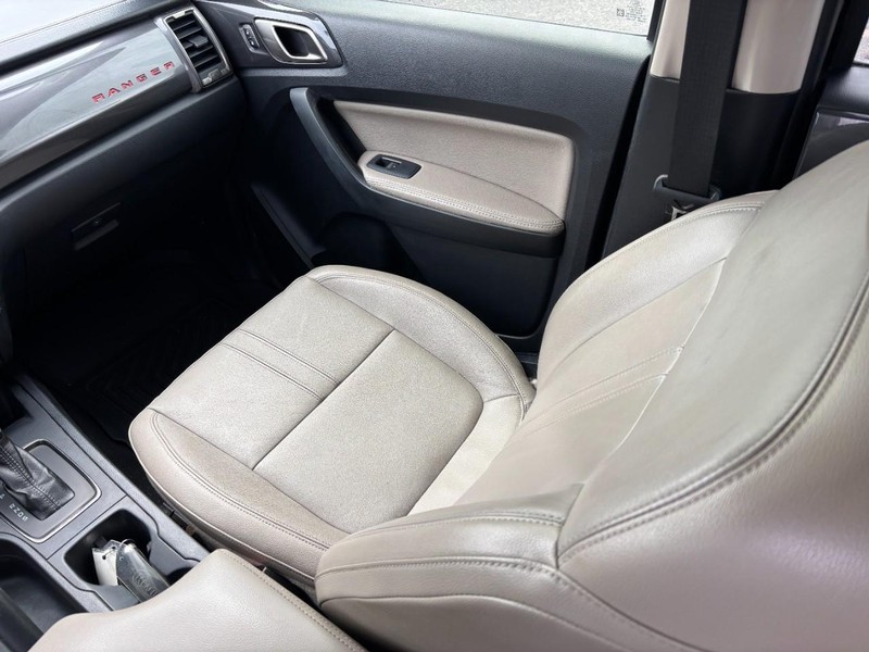 Ford Ranger Vehicle Full-screen Gallery Image 14