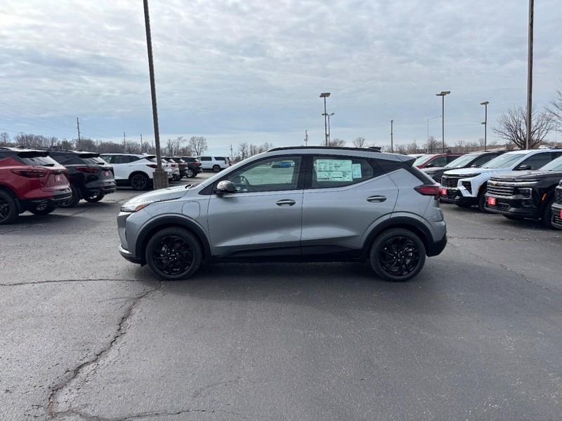 Chevrolet Bolt Vehicle Full-screen Gallery Image 2
