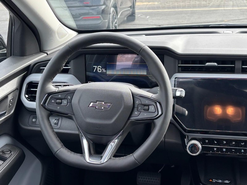 Chevrolet Bolt Vehicle Full-screen Gallery Image 7