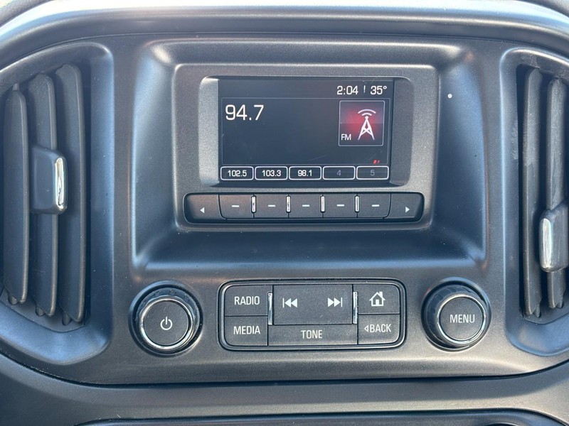 GMC Canyon Vehicle Full-screen Gallery Image 20