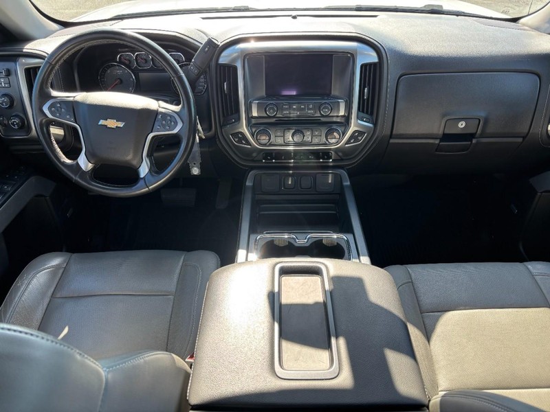 Chevrolet Silverado 1500 Vehicle Full-screen Gallery Image 11