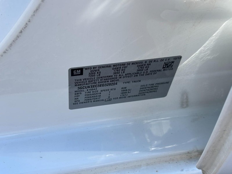 Chevrolet Silverado 1500 Vehicle Full-screen Gallery Image 26