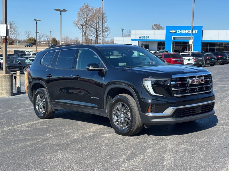 GMC Acadia Vehicle Full-screen Gallery Image 7