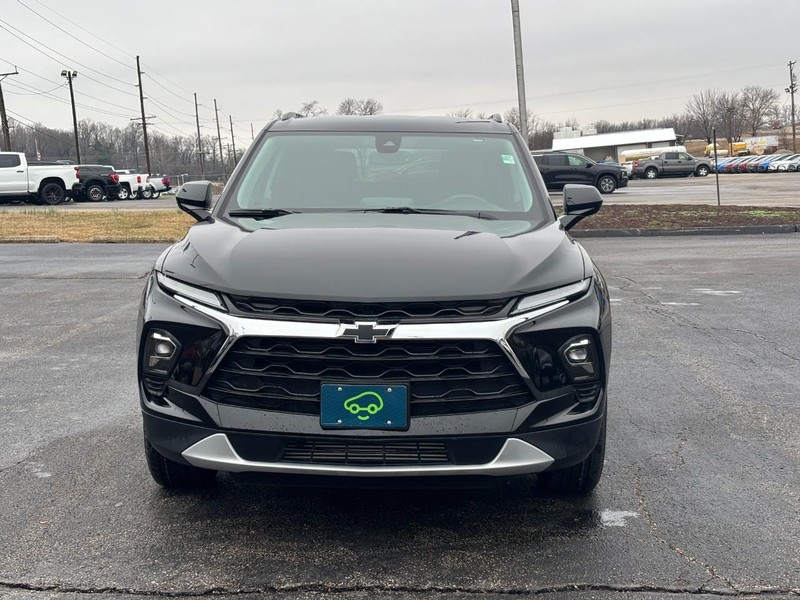 Chevrolet Blazer Vehicle Full-screen Gallery Image 8