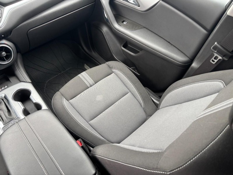 Chevrolet Blazer Vehicle Full-screen Gallery Image 14