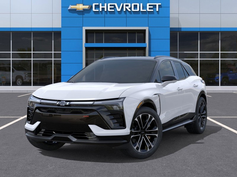 Chevrolet Blazer EV Vehicle Full-screen Gallery Image 6