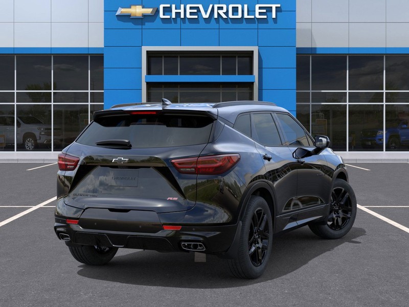 Chevrolet Blazer Vehicle Full-screen Gallery Image 4