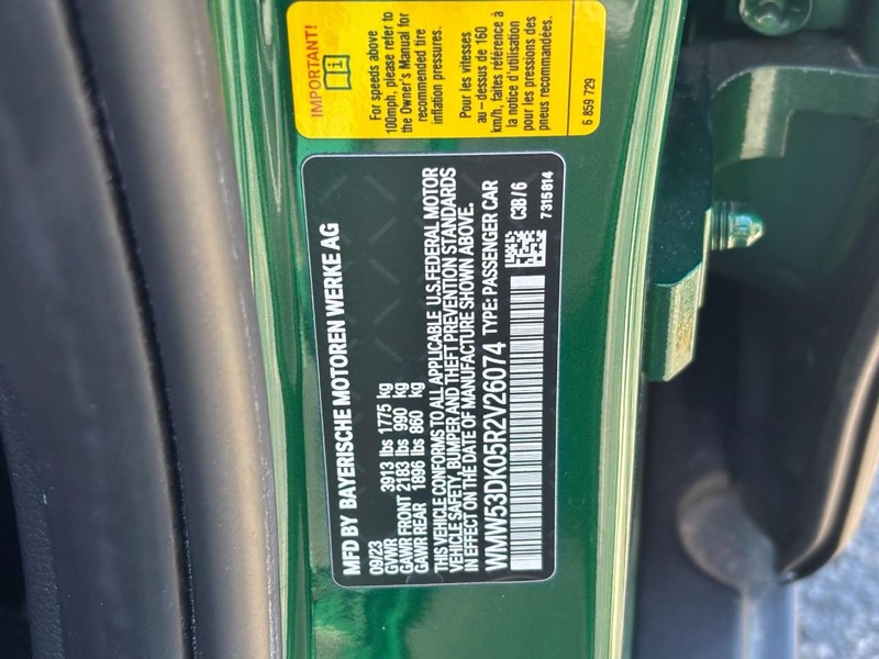 MINI Hardtop 4 Door Vehicle Full-screen Gallery Image 25