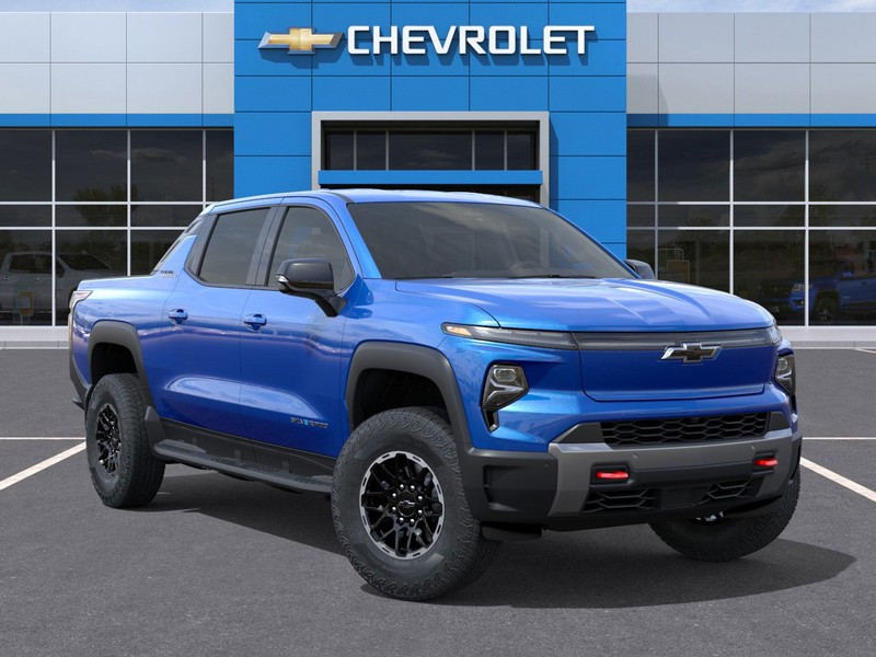 Chevrolet Silverado EV Vehicle Full-screen Gallery Image 7