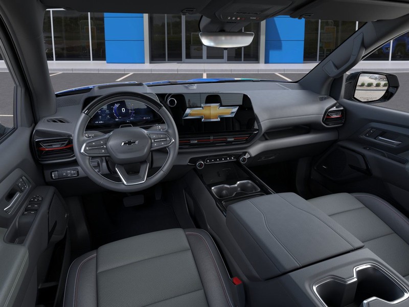 Chevrolet Silverado EV Vehicle Full-screen Gallery Image 15