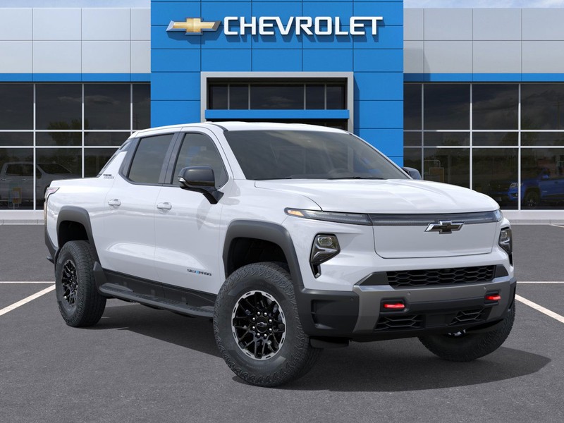 Chevrolet Silverado EV Vehicle Full-screen Gallery Image 7