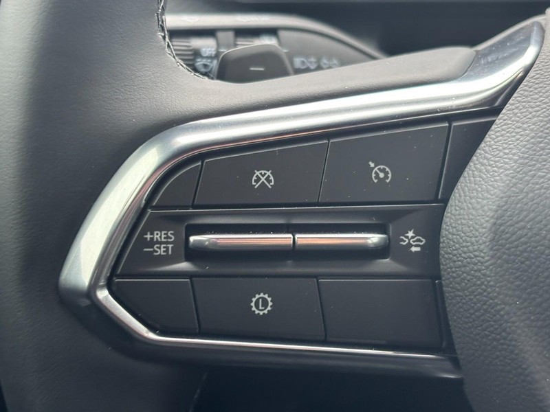 Chevrolet Equinox Vehicle Full-screen Gallery Image 12