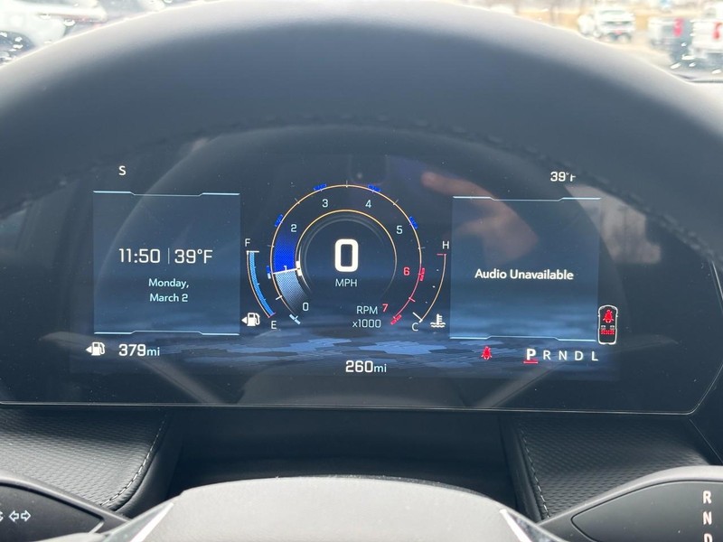 Chevrolet Equinox Vehicle Full-screen Gallery Image 15