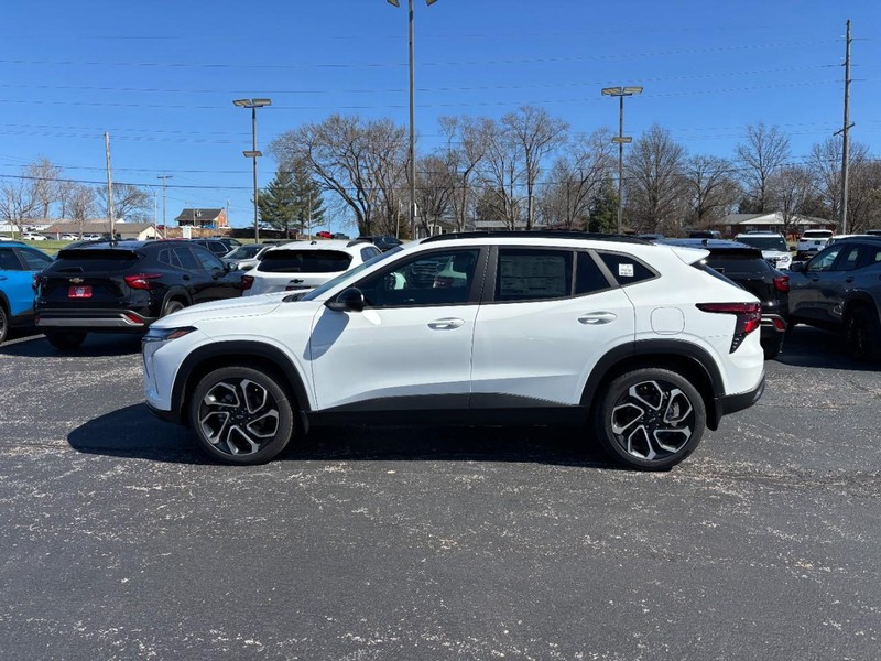 Chevrolet Trax Vehicle Full-screen Gallery Image 2