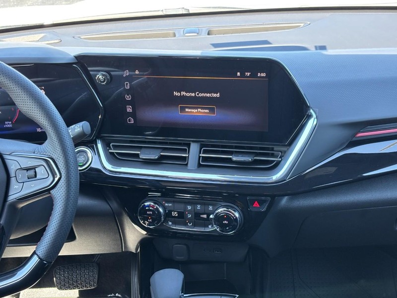 Chevrolet Trax Vehicle Full-screen Gallery Image 8