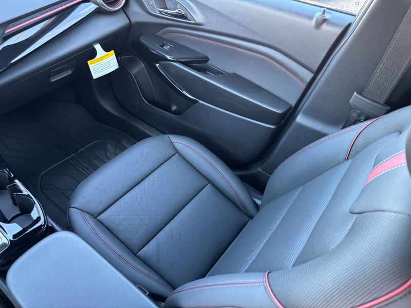 Chevrolet Trax Vehicle Full-screen Gallery Image 9