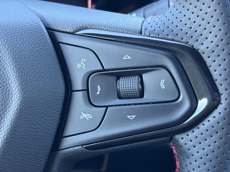 Chevrolet Trax Vehicle Full-screen Gallery Image 13