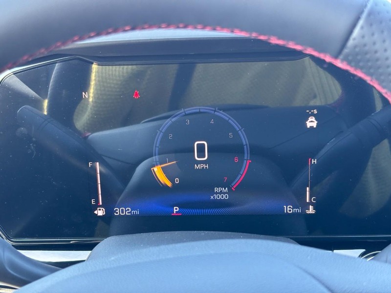 Chevrolet Trax Vehicle Full-screen Gallery Image 14