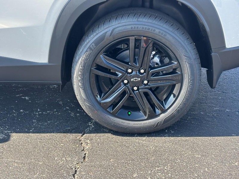 Chevrolet Trax Vehicle Full-screen Gallery Image 4