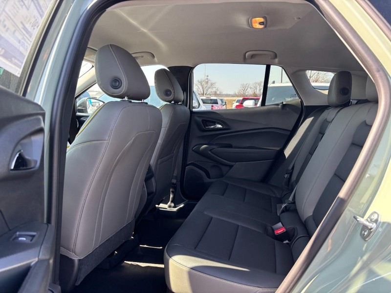 Chevrolet Trax Vehicle Full-screen Gallery Image 5