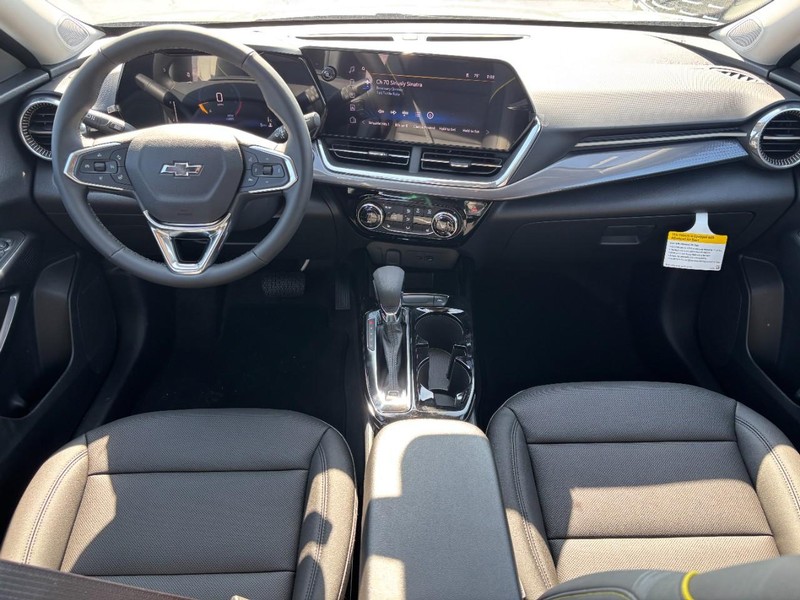 Chevrolet Trax Vehicle Full-screen Gallery Image 6