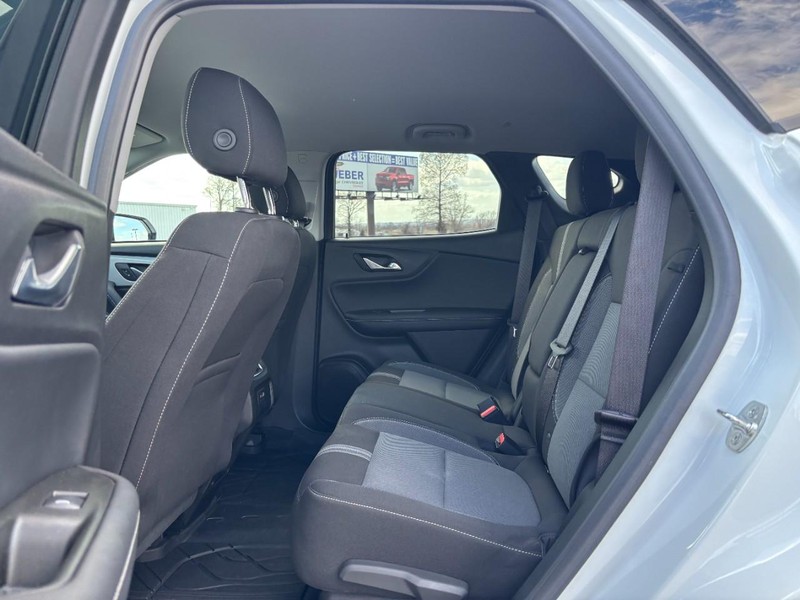 Chevrolet Blazer Vehicle Full-screen Gallery Image 10