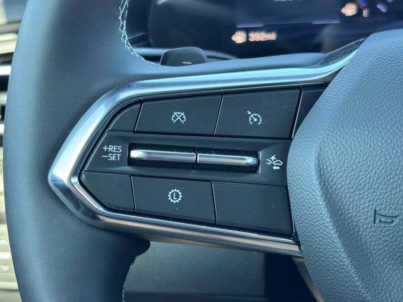 Chevrolet Traverse Vehicle Full-screen Gallery Image 13