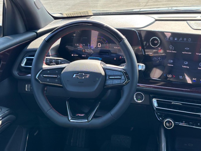 Chevrolet Traverse Vehicle Full-screen Gallery Image 8