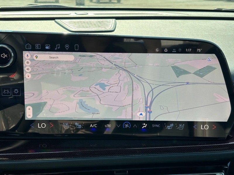 Chevrolet Traverse Vehicle Full-screen Gallery Image 17