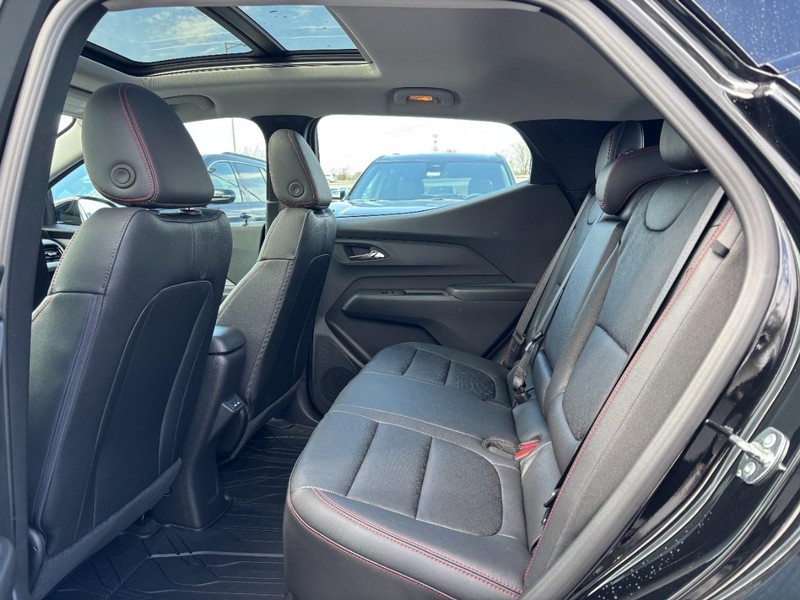 Chevrolet Bolt Vehicle Full-screen Gallery Image 5