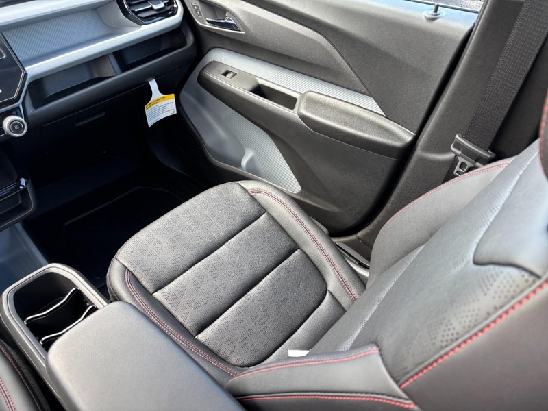 Chevrolet Bolt Vehicle Full-screen Gallery Image 9