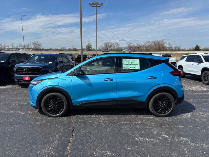 Chevrolet Bolt Vehicle Full-screen Gallery Image 2