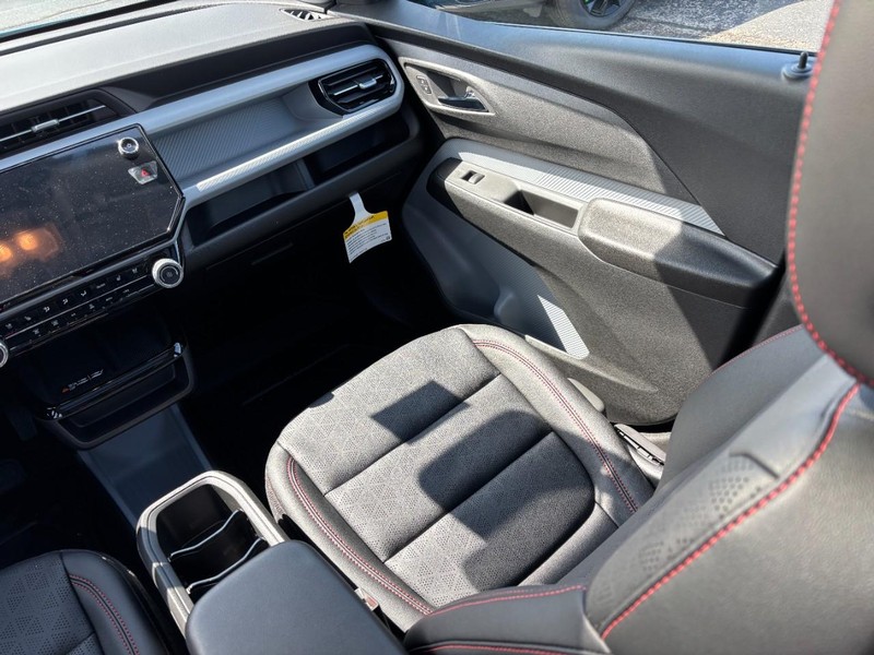 Chevrolet Bolt Vehicle Full-screen Gallery Image 9