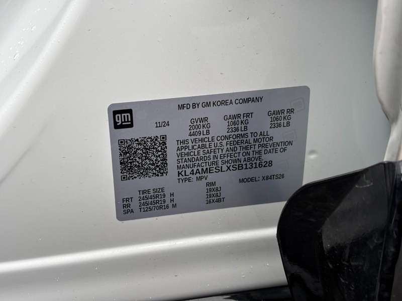 Buick Encore GX Vehicle Full-screen Gallery Image 23