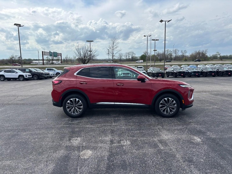 Buick Envision Vehicle Full-screen Gallery Image 06