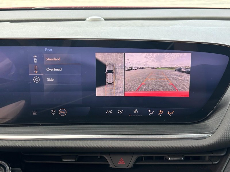 Buick Envision Vehicle Full-screen Gallery Image 21