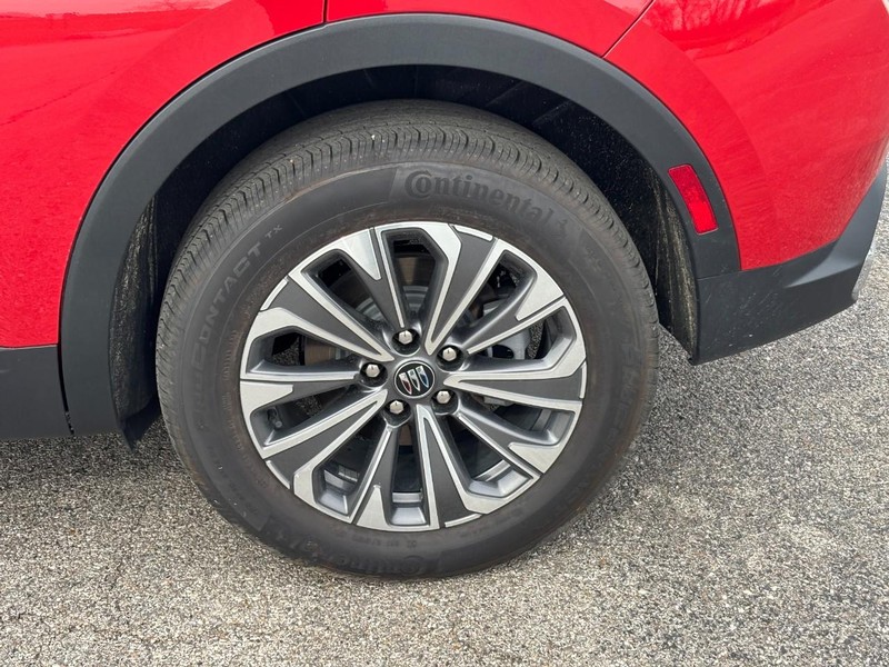 Buick Envision Vehicle Full-screen Gallery Image 09