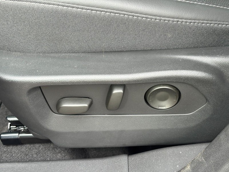 Buick Envision Vehicle Full-screen Gallery Image 15