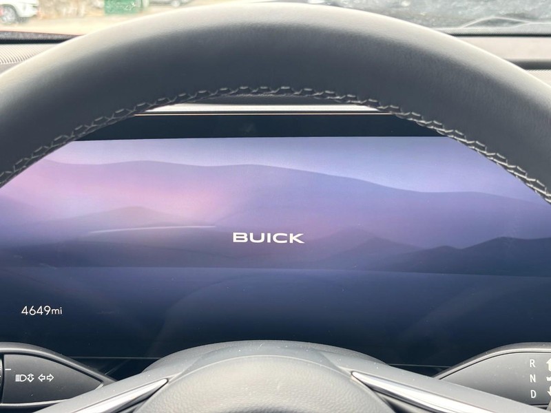 Buick Envision Vehicle Full-screen Gallery Image 19
